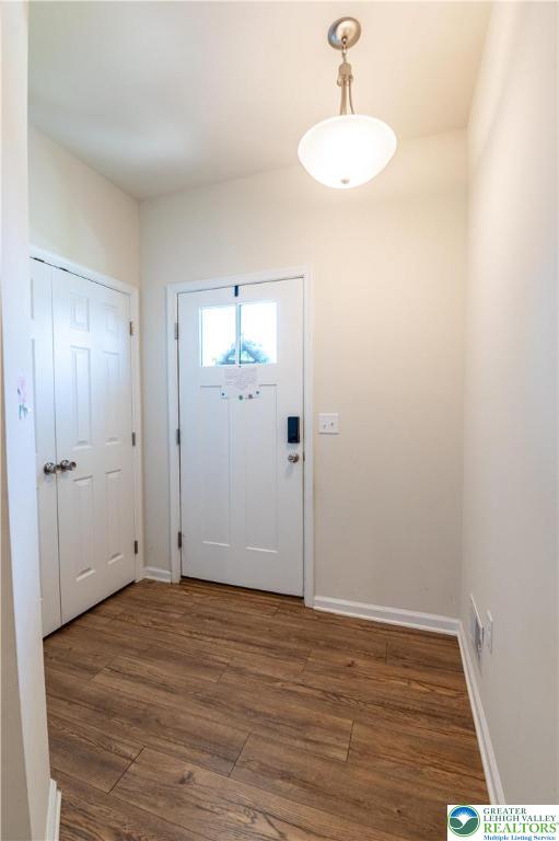 320 Bendelow Lane