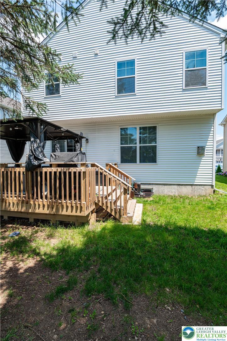 320 Bendelow Lane