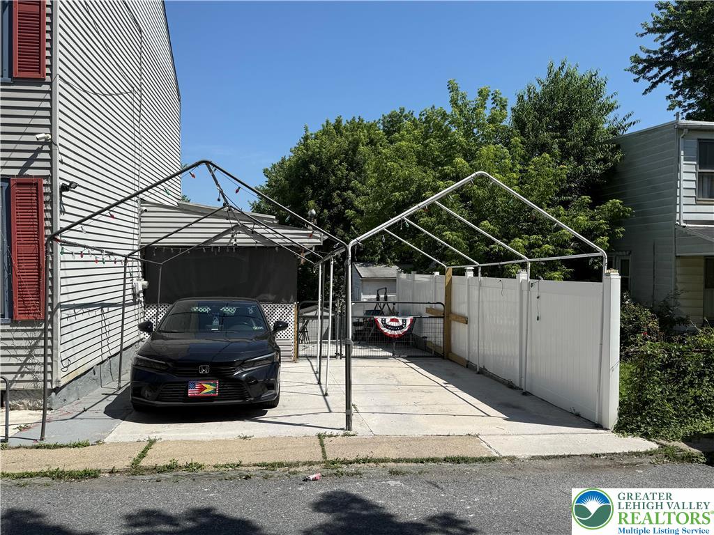 1013 Spruce Street