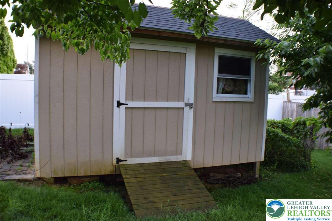 1510 South Lewis Street