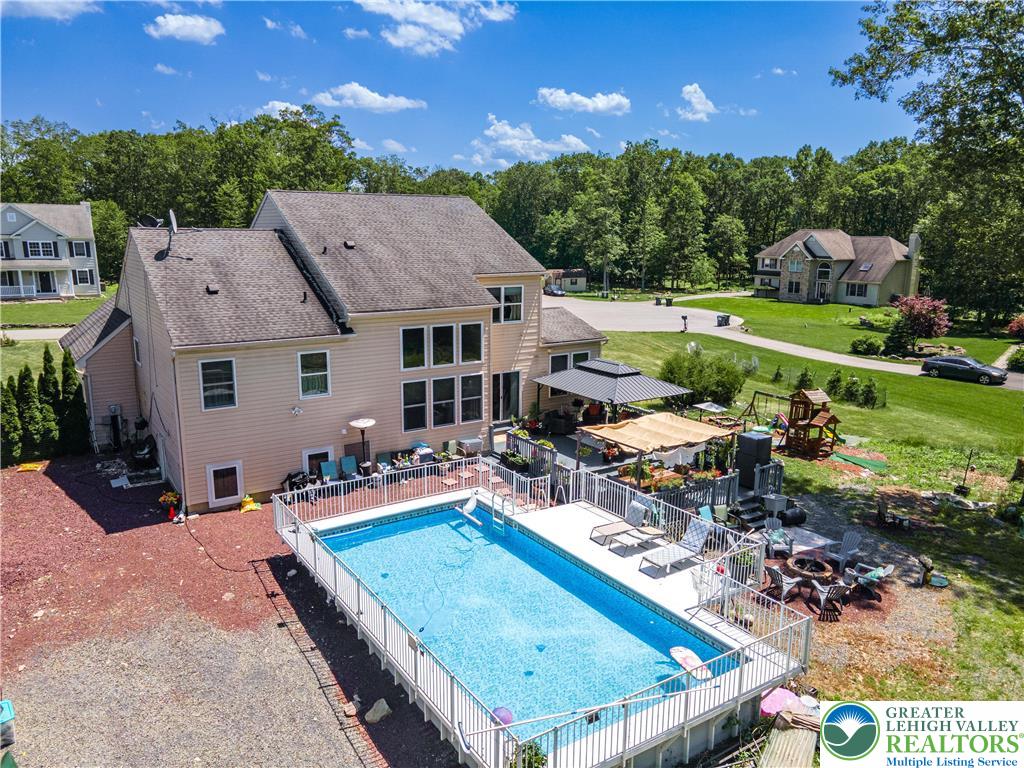 6 Westridge Court