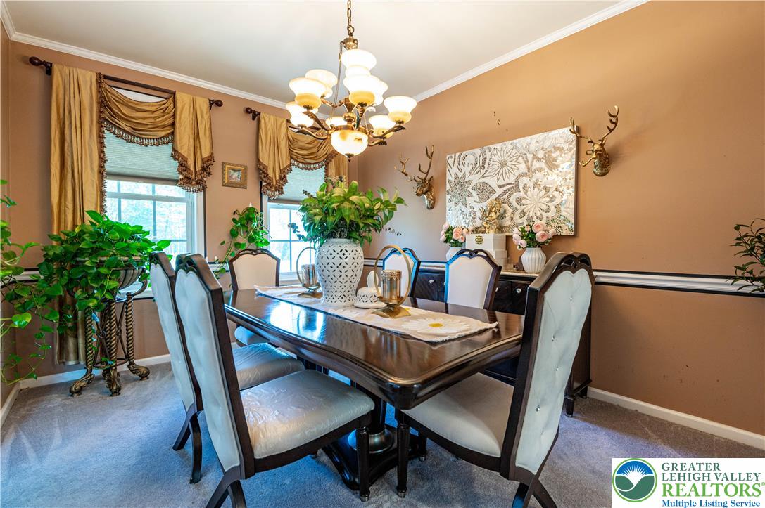 6 Westridge Court