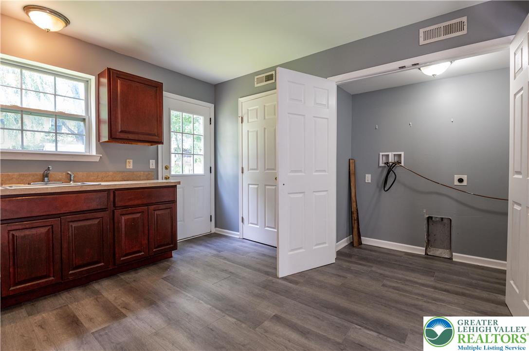 1849 Auburn Street B