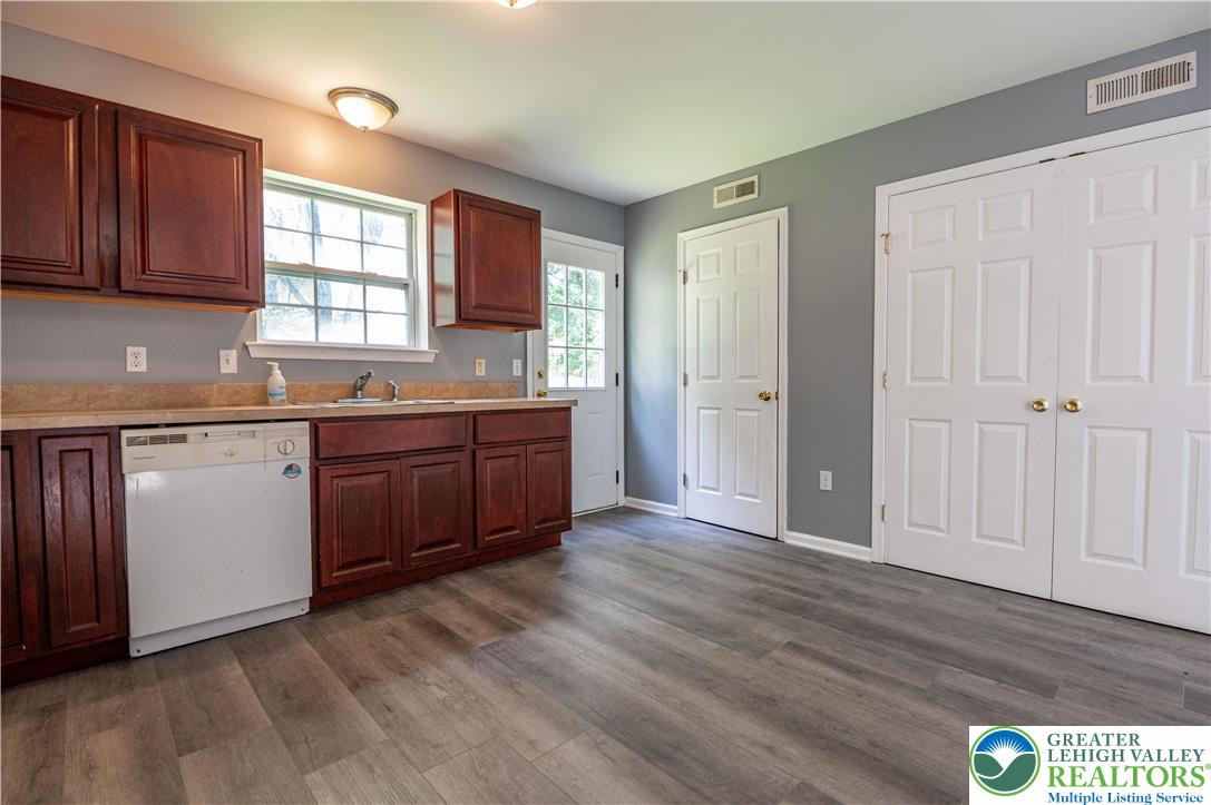 1849 Auburn Street B