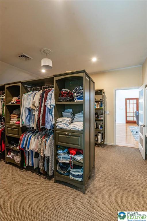 1555 Longleaf Drive