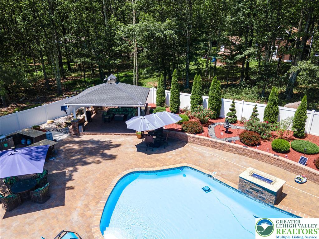 1555 Longleaf Drive