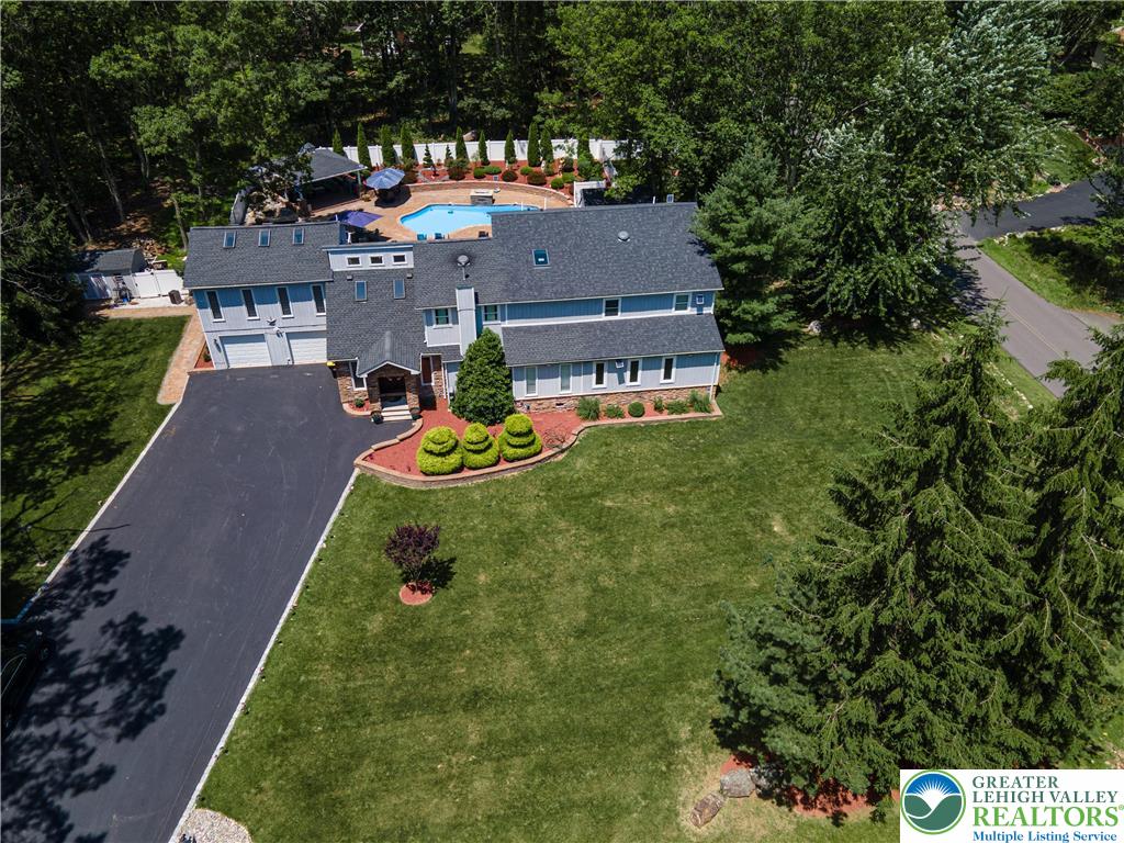 1555 Longleaf Drive