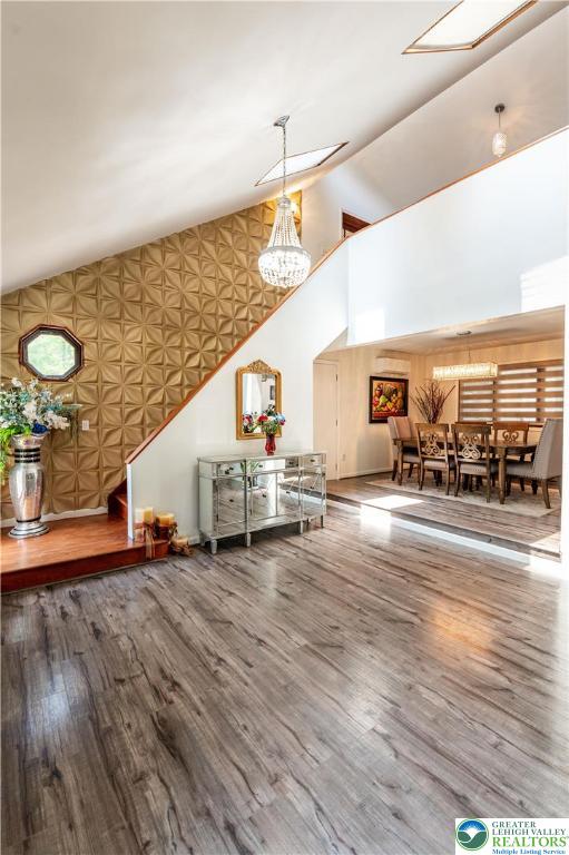 1555 Longleaf Drive