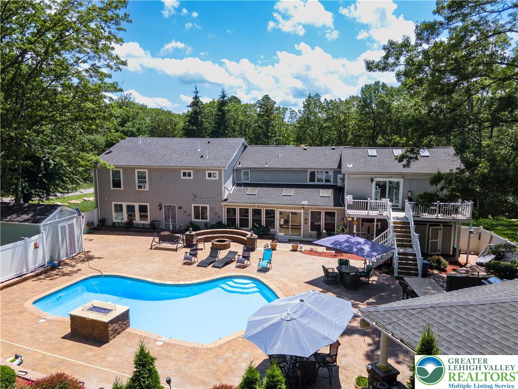 1555 Longleaf Drive