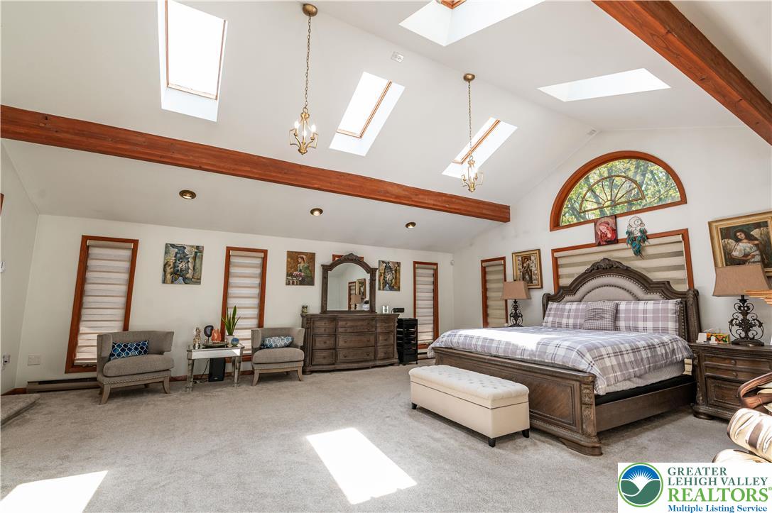 1555 Longleaf Drive