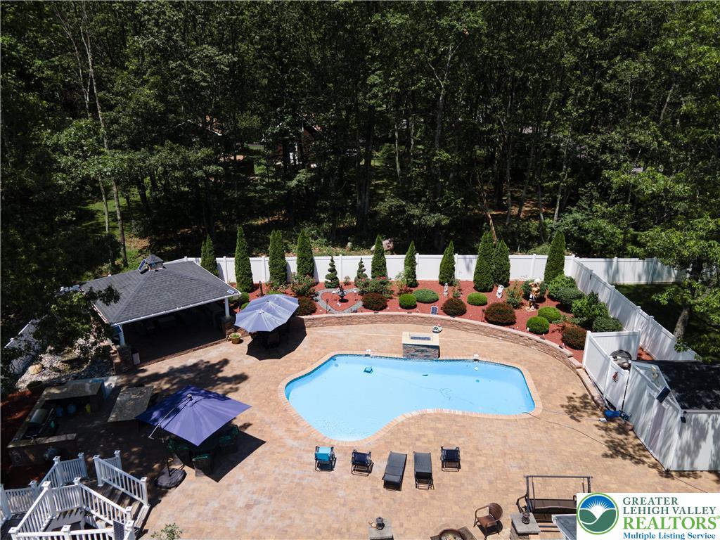 1555 Longleaf Drive