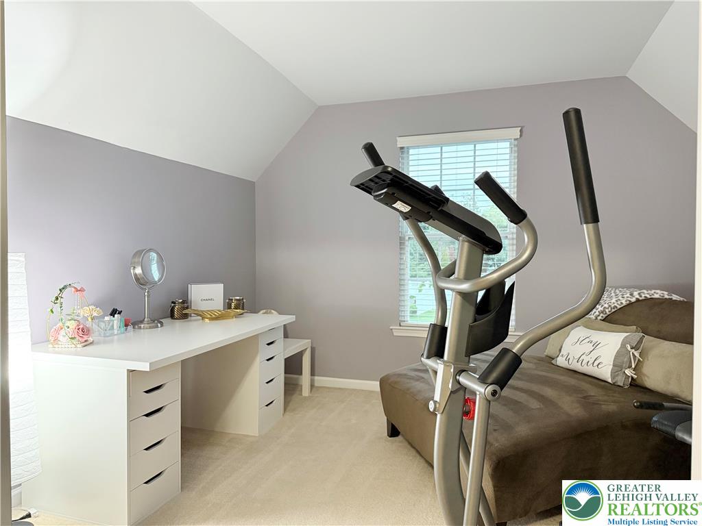 222 Timothy Trail North