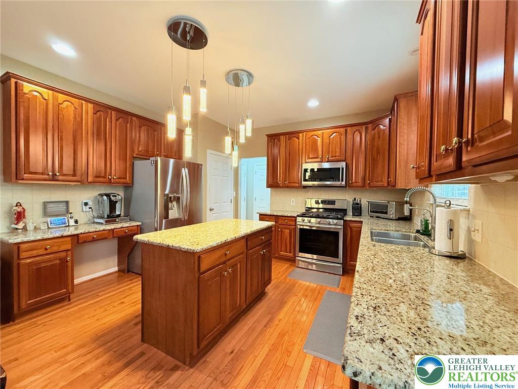 222 Timothy Trail North