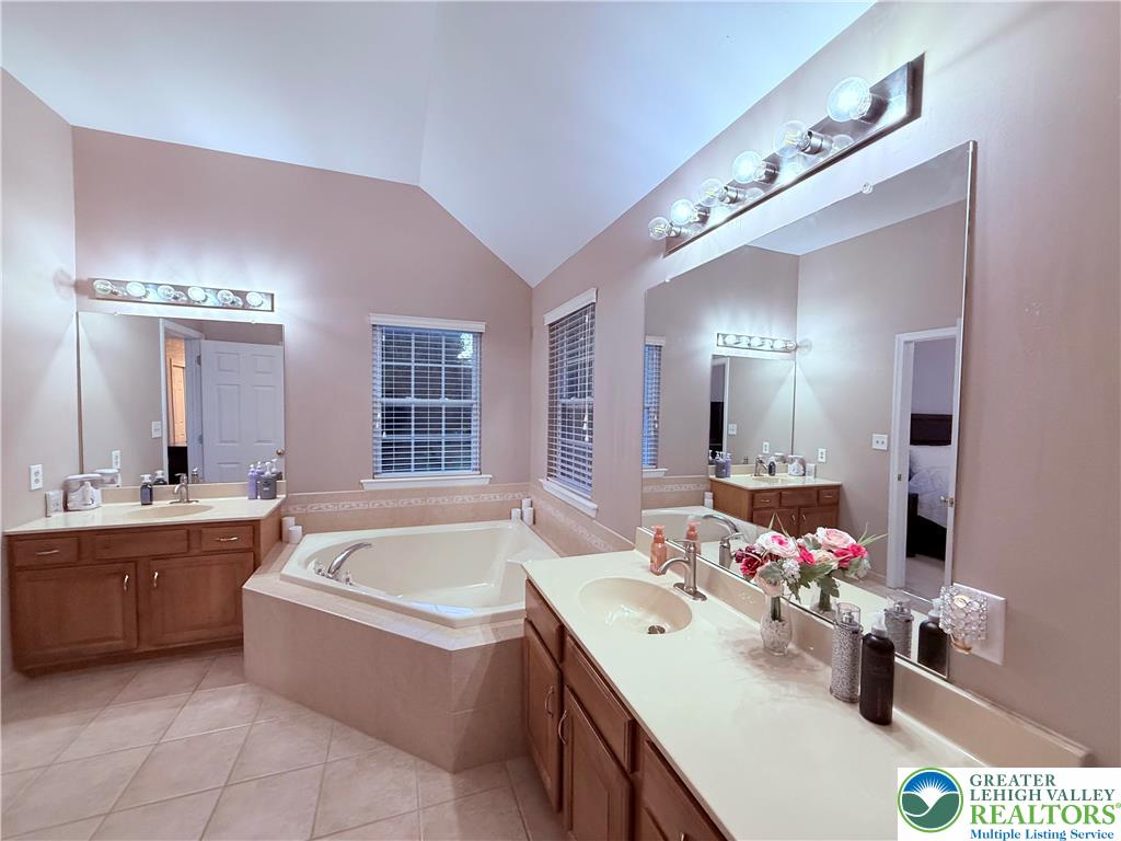 222 Timothy Trail North