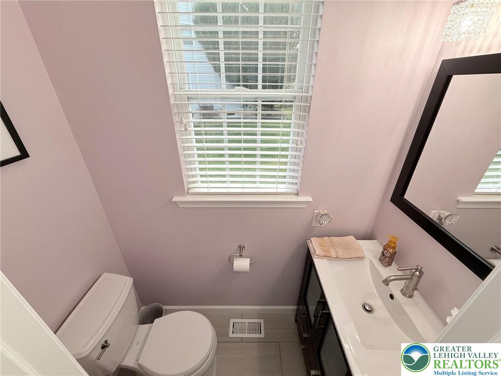 222 Timothy Trail North