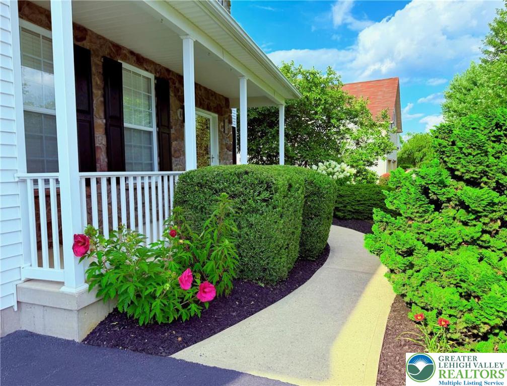 222 Timothy Trail North