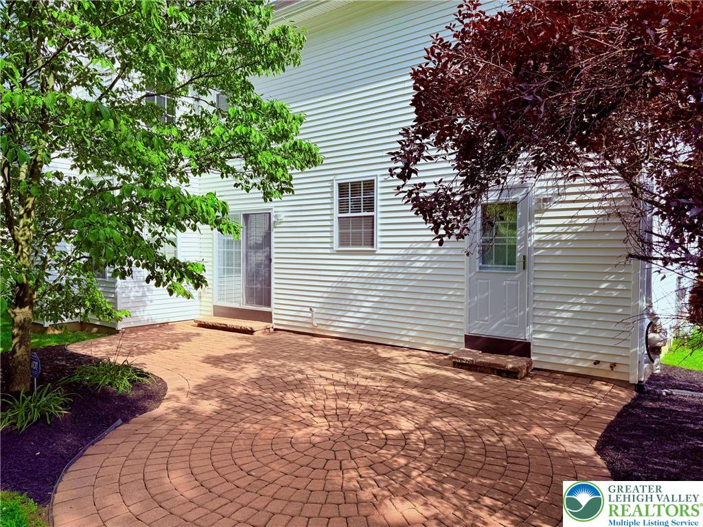 222 Timothy Trail North