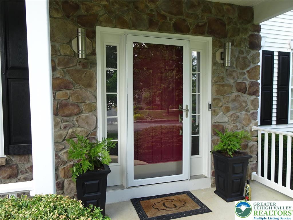 222 Timothy Trail North