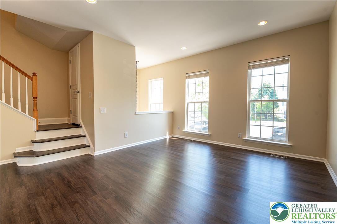 8475 Putnam Court