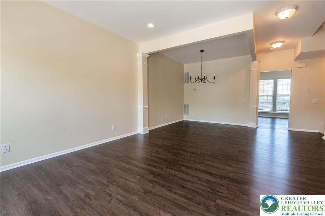 8475 Putnam Court