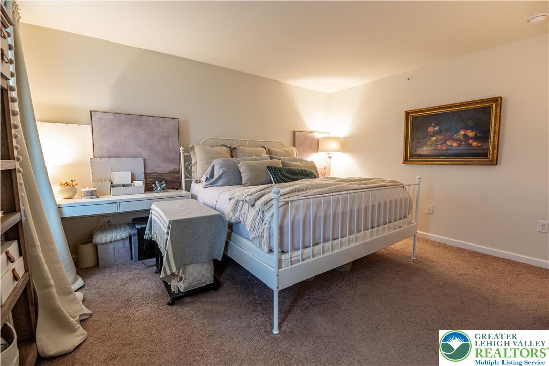 4486 Cottonwood Drive