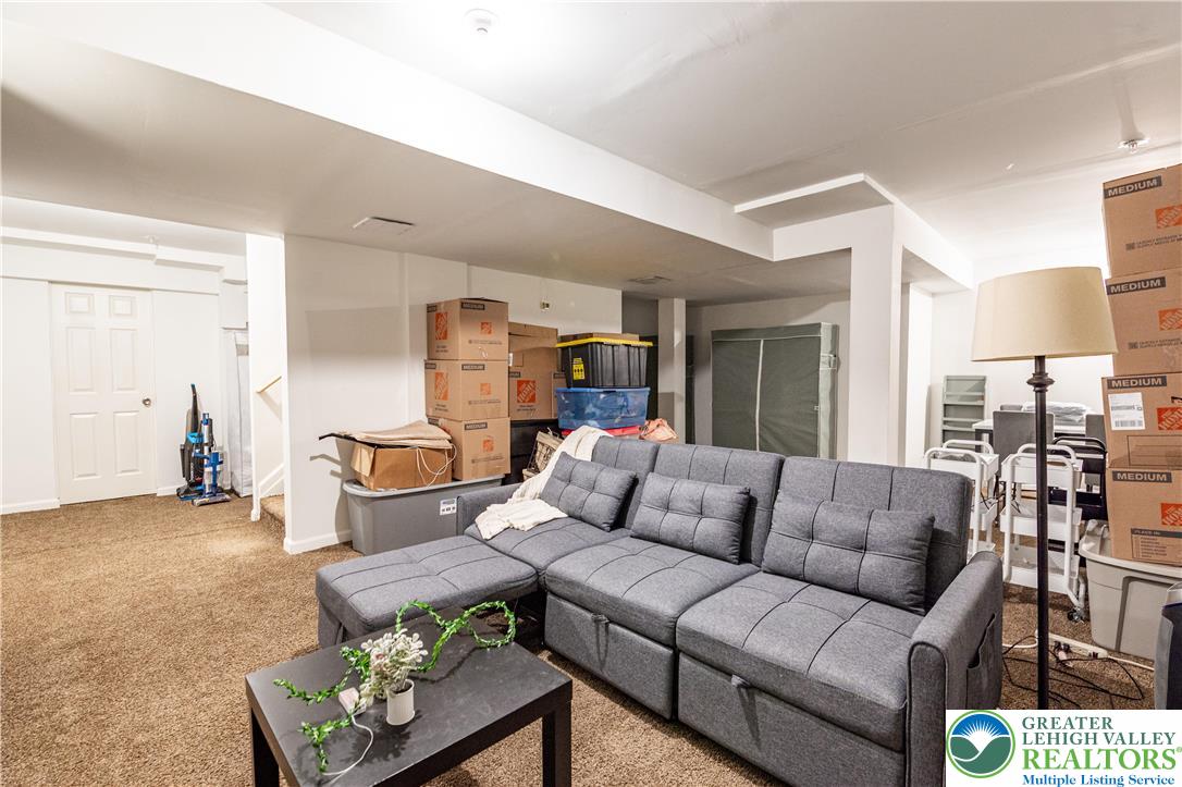 4486 Cottonwood Drive