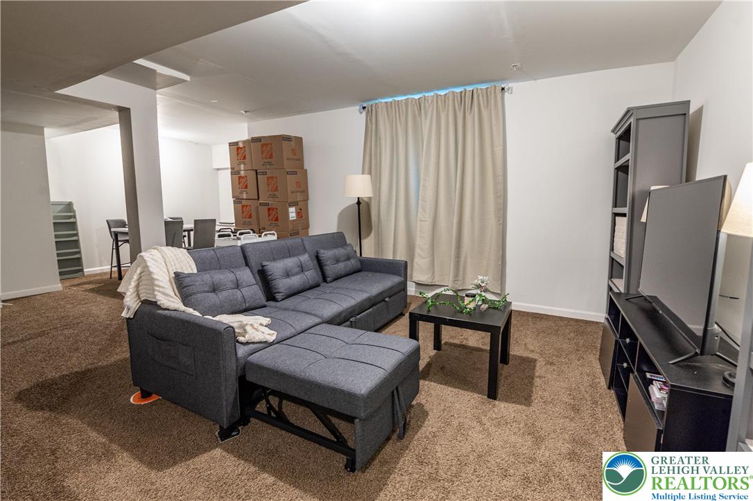 4486 Cottonwood Drive