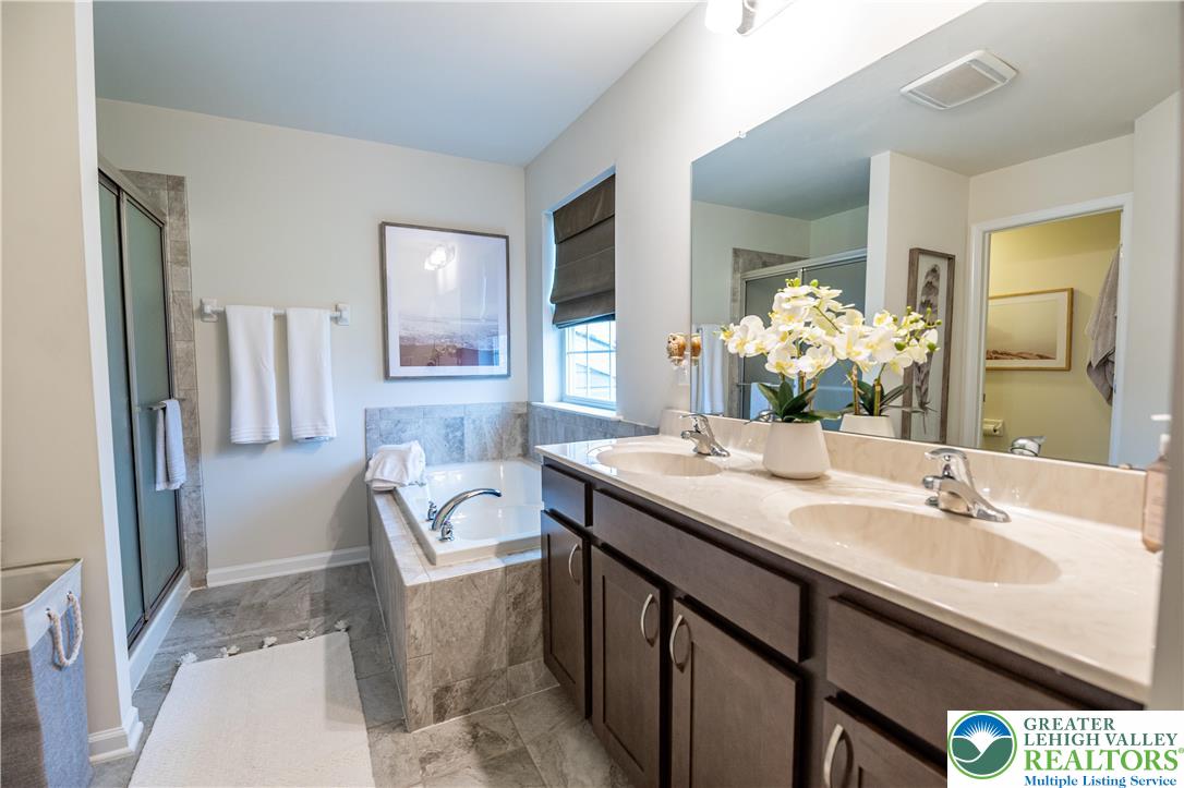 4486 Cottonwood Drive