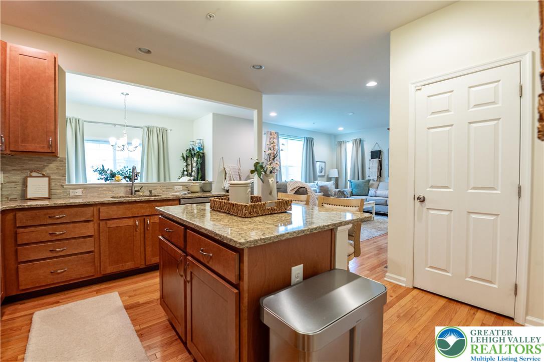 4486 Cottonwood Drive