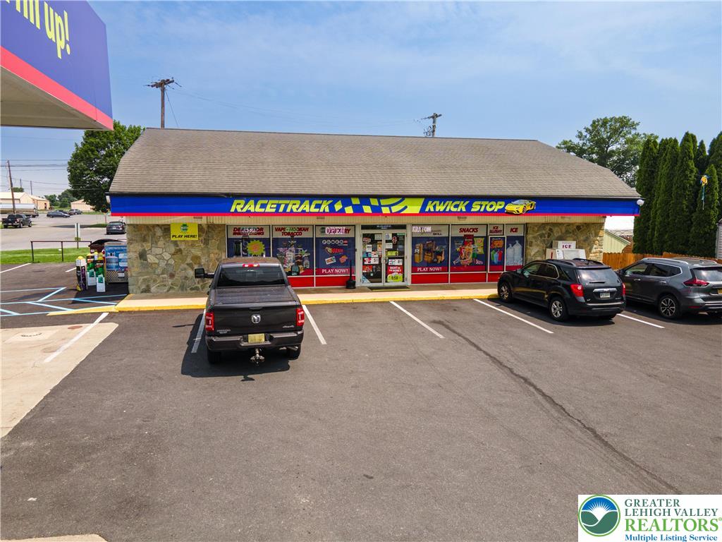 2453 Old Philadelphia PIKE