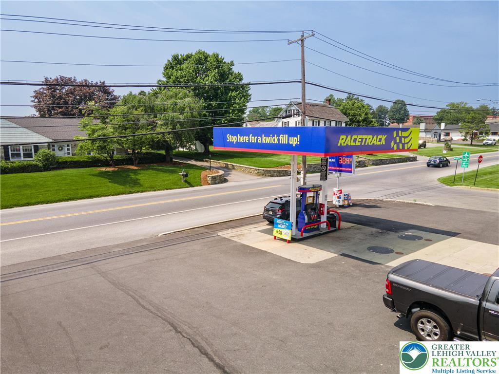 2453 Old Philadelphia PIKE