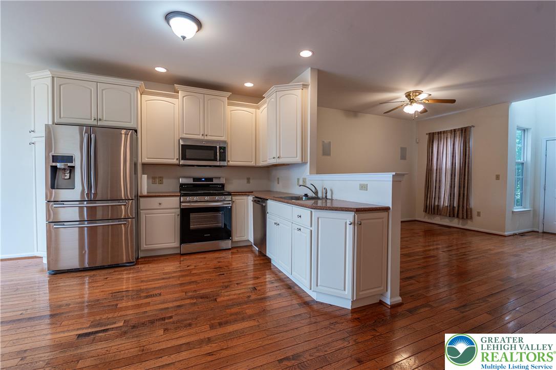 5811 Fresh Meadow Drive