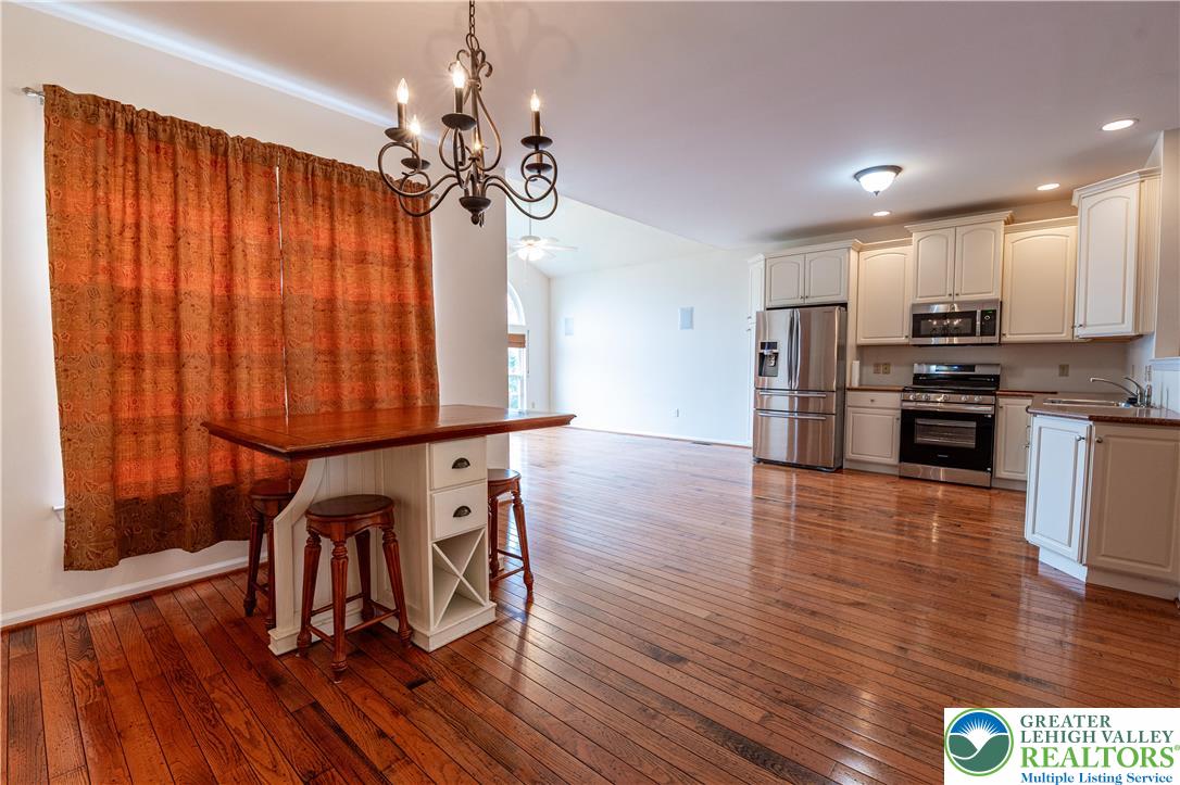 5811 Fresh Meadow Drive