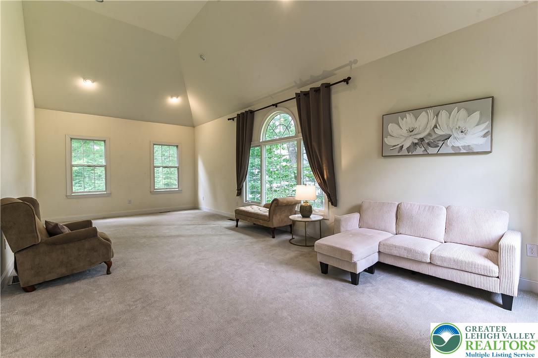 255 Rising Meadow Way