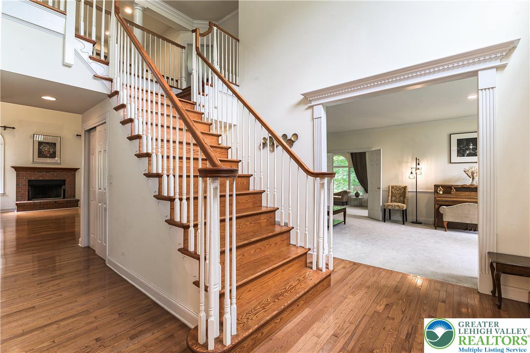 255 Rising Meadow Way