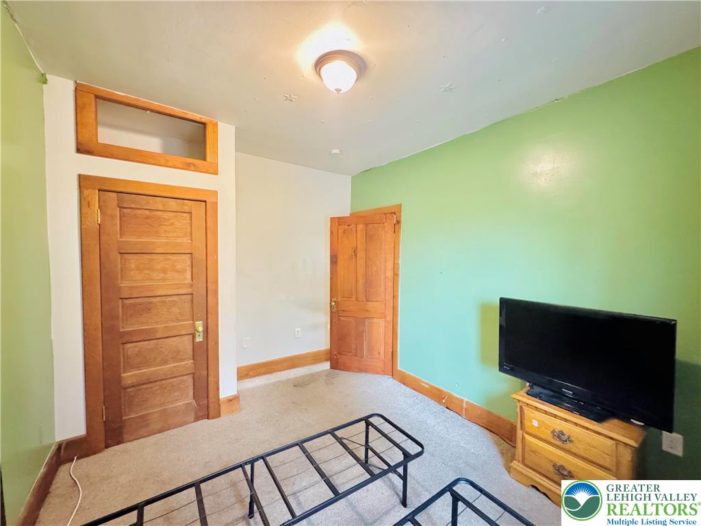 921 West Chew Street