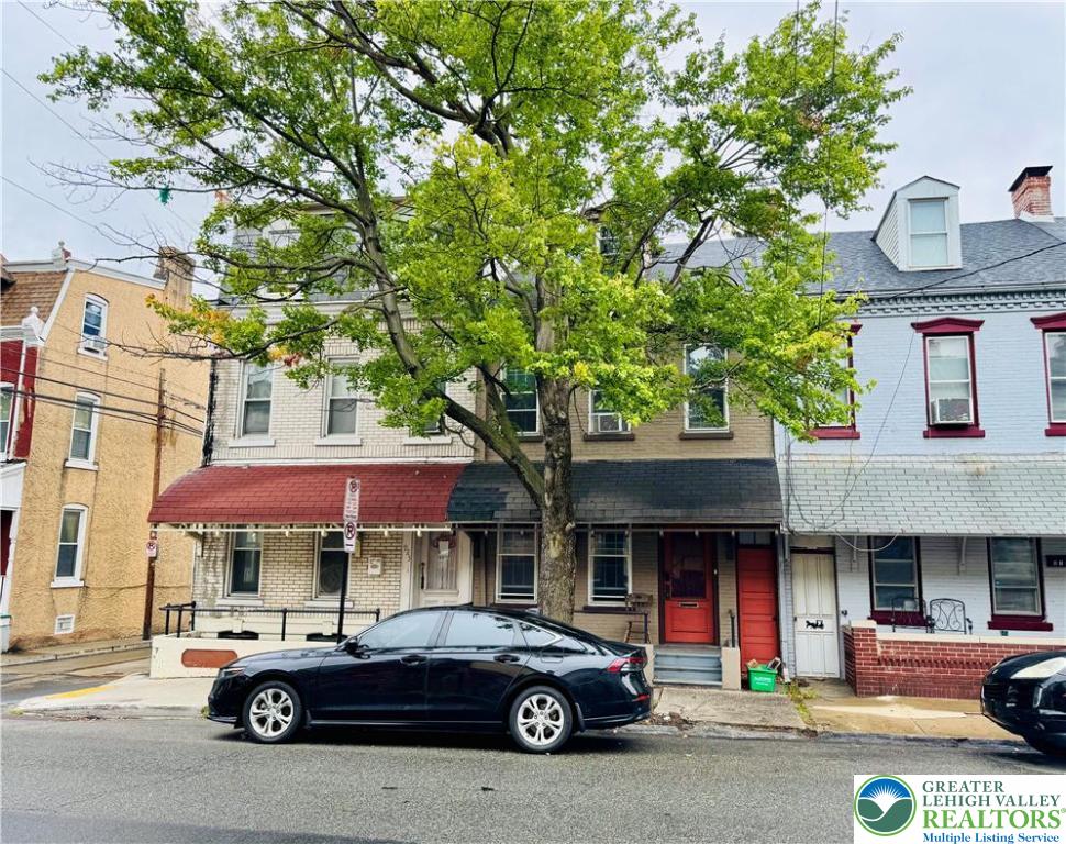 921 West Chew Street