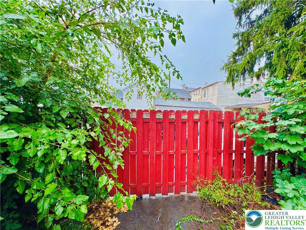 921 West Chew Street