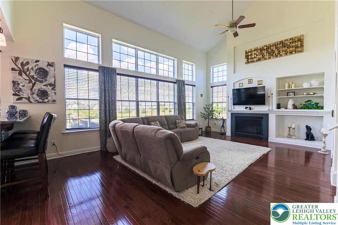 2688 Meadow Lane Drive