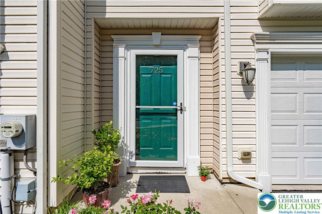 725 Trout Creek Lane