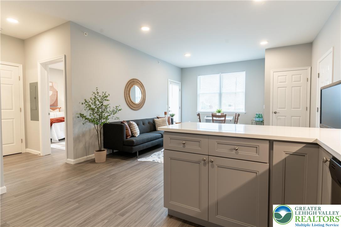 948 North Front Street B-4