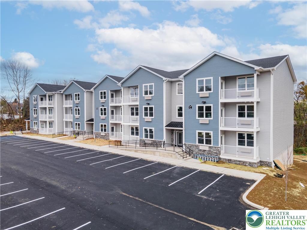 948 North Front Street B-6