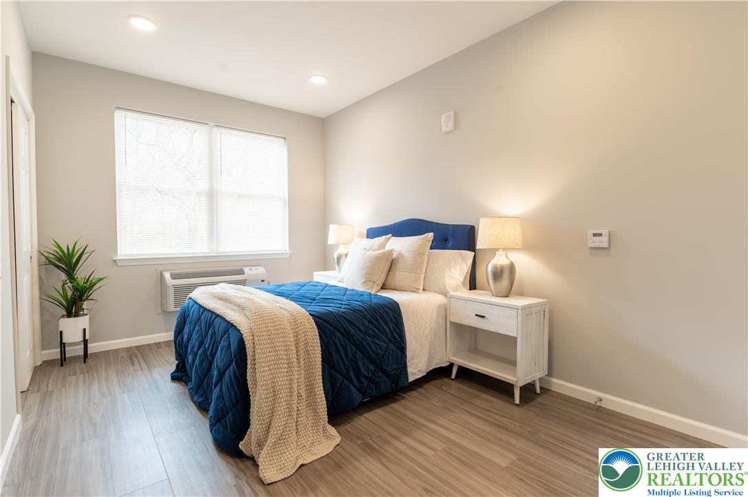 948 North Front Street B-6