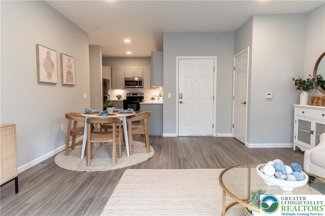 948 North Front Street B-6