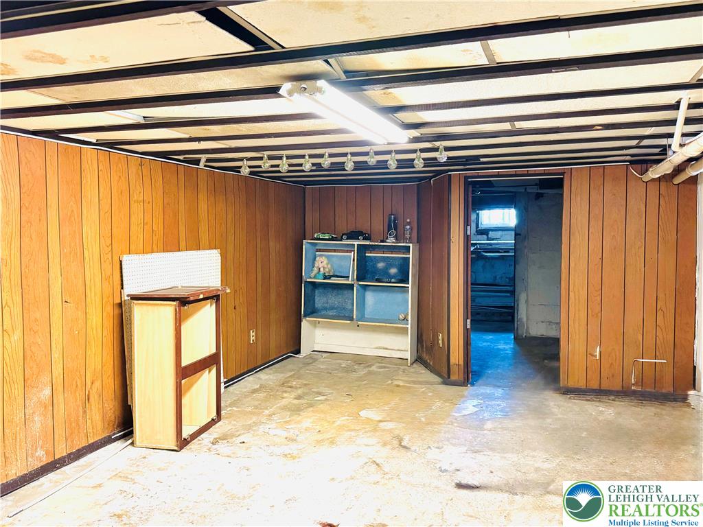 829 South 10th Street