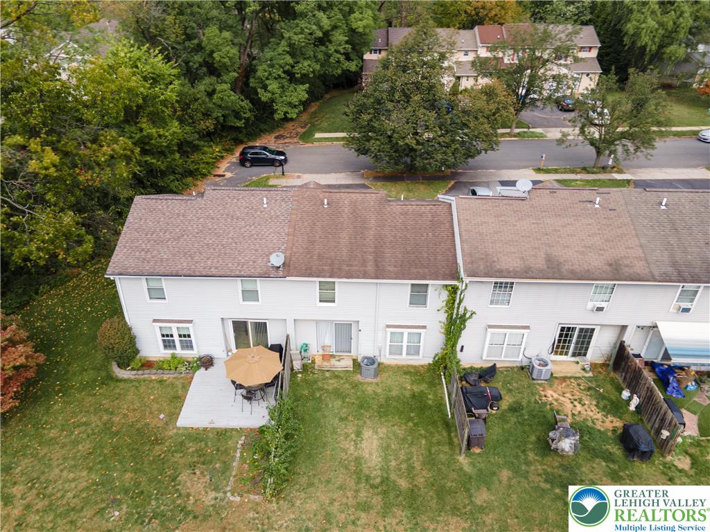 809 Overlook Drive