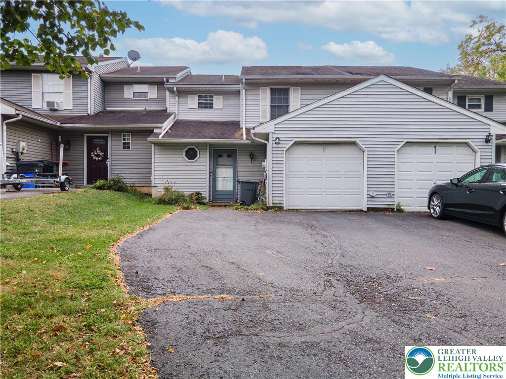809 Overlook Drive
