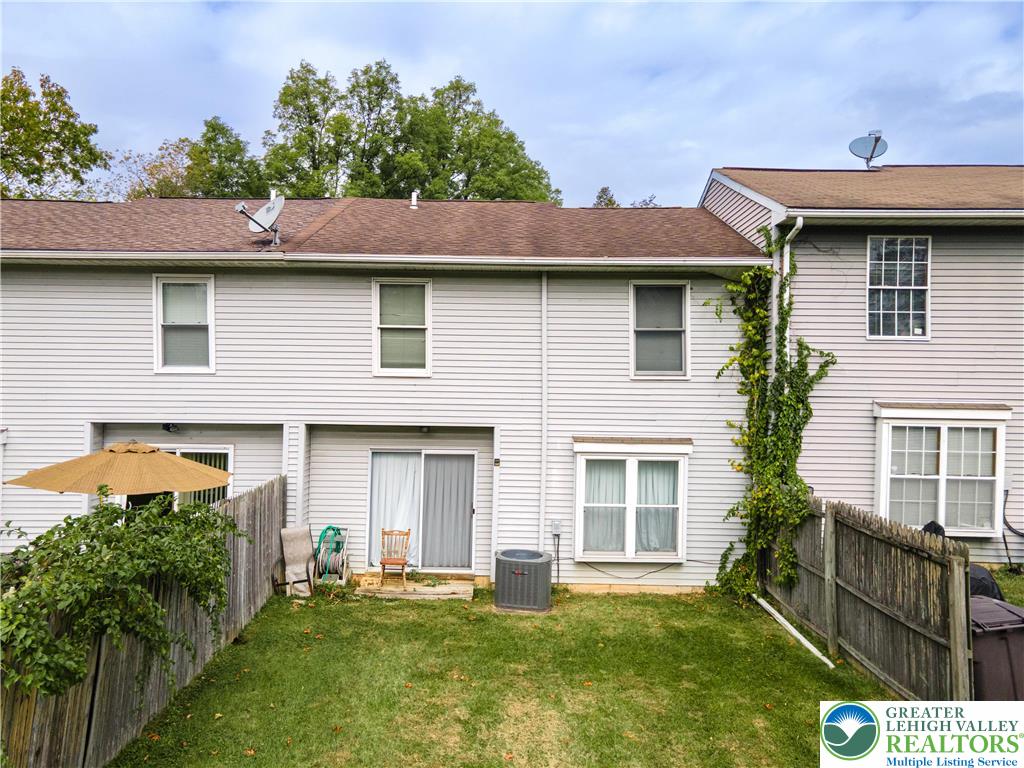 809 Overlook Drive