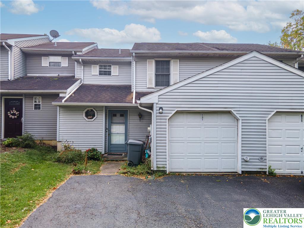 809 Overlook Drive