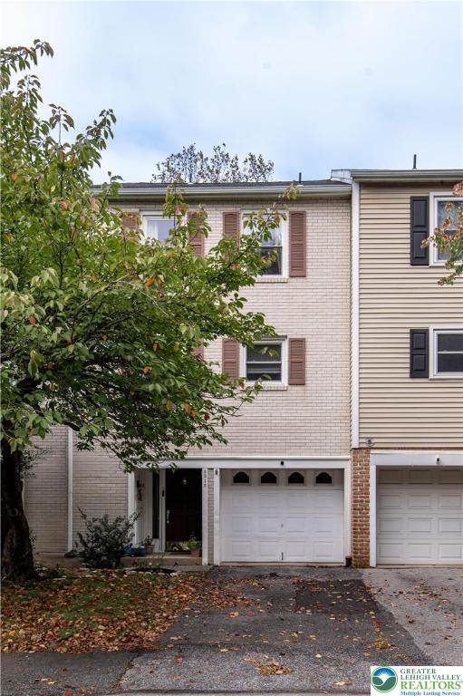 8315 Countryside Lane